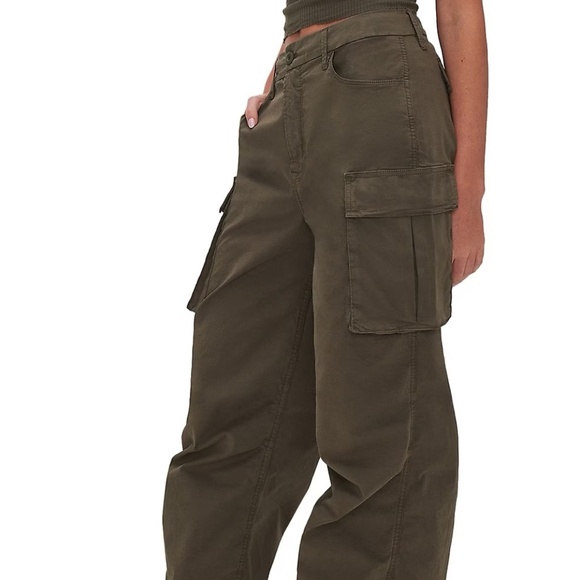 Good American Baggy Cargo Pants - Picture 1 of 4